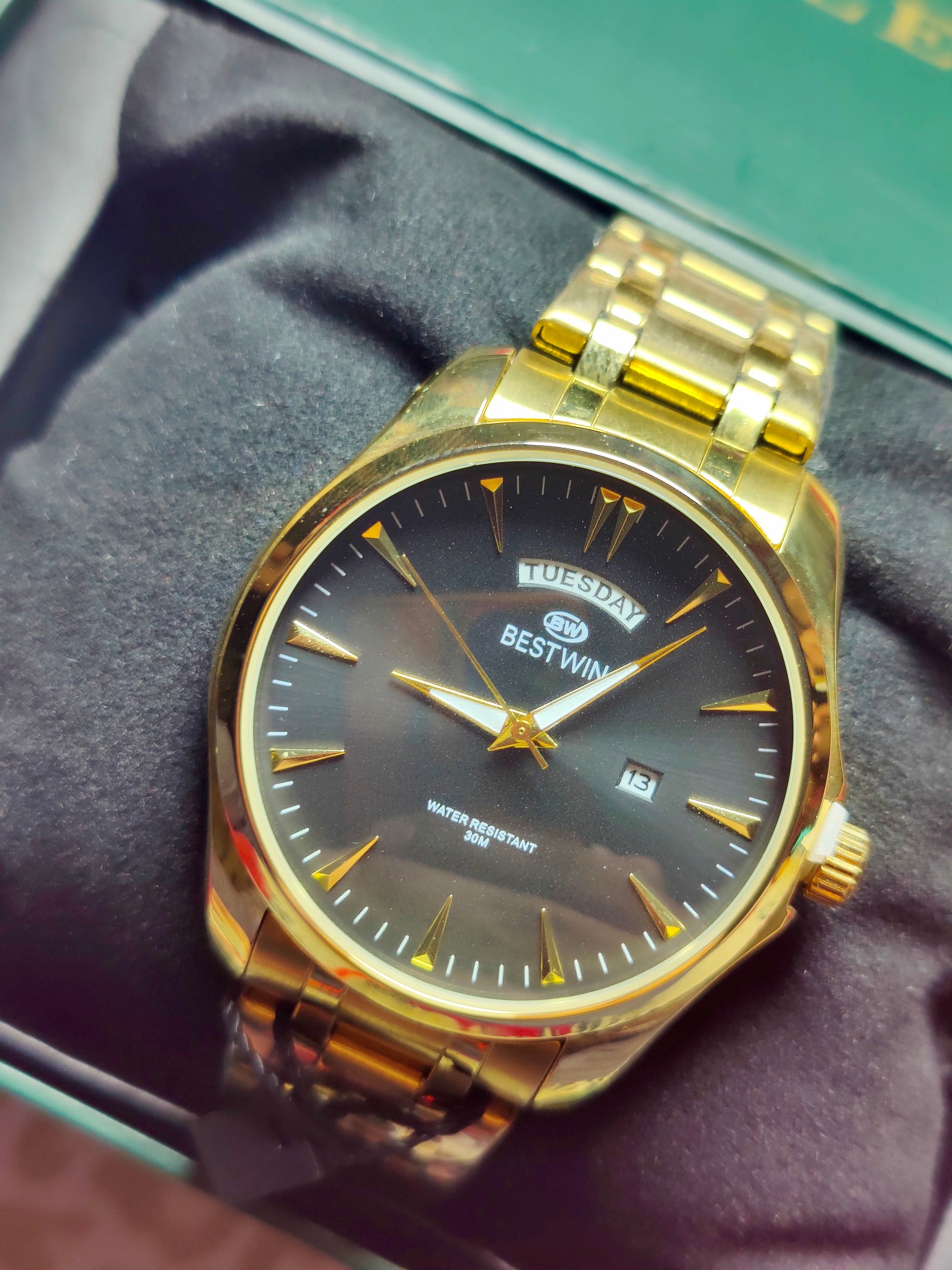 BestWin Men’s Classic Stainless Steel Watch (Day & Date)