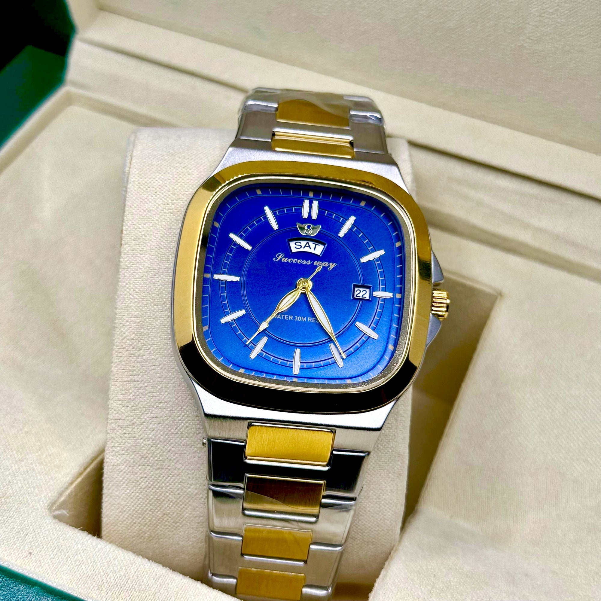Royal Blue Luxury Watch – Two-Tone Stainless Steel