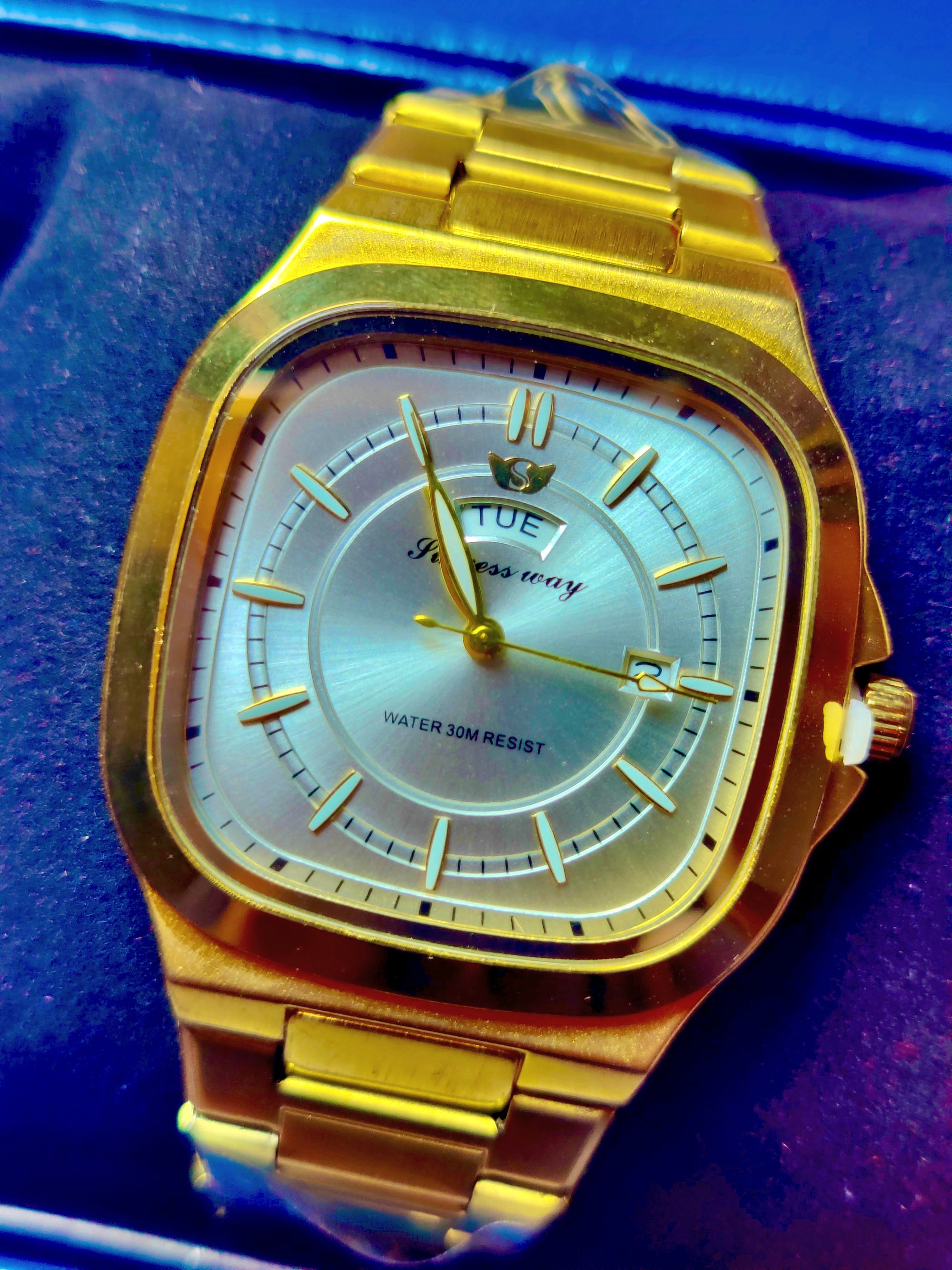 Royal Blue Luxury Watch – Two-Tone Stainless Steel